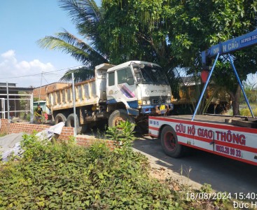 CHỞ XE ÔTÔ