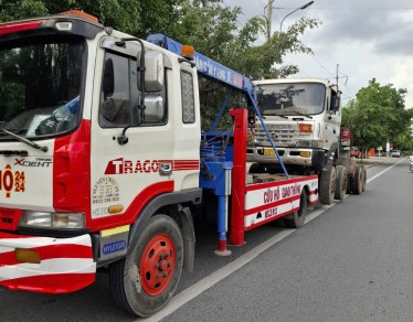 Bạn đang cần cứu hộ xe tải khẩn cấp! Gọi ngay số 0588 106 106 để được hỗ trợ