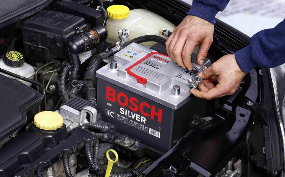 những lưu ý trong mùa mưa tránh ngập nước cho xe