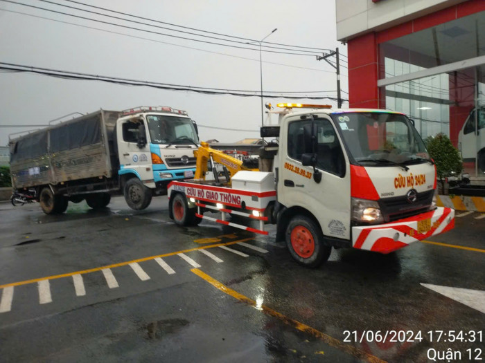 Dịch vụ cứu hộ xe gần nhất Long An