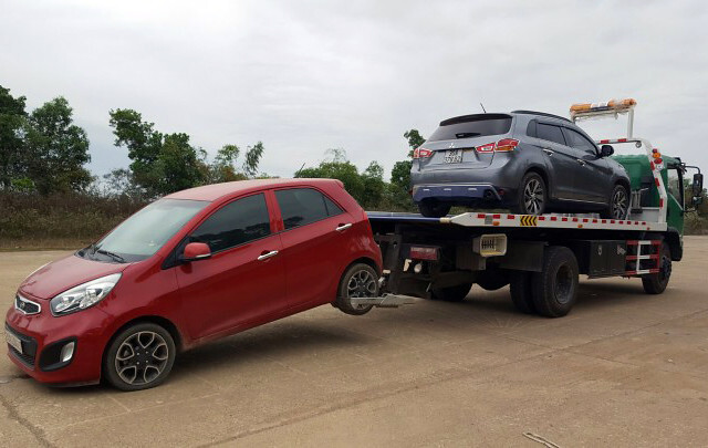 cứu hộ giao thông và chở xe